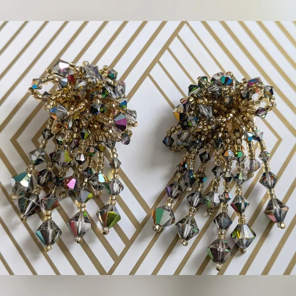Vintage, Glam, Waterfall, faceted, sparkling Chandelier Drop Clip on Earrings - Picture 11 of 13